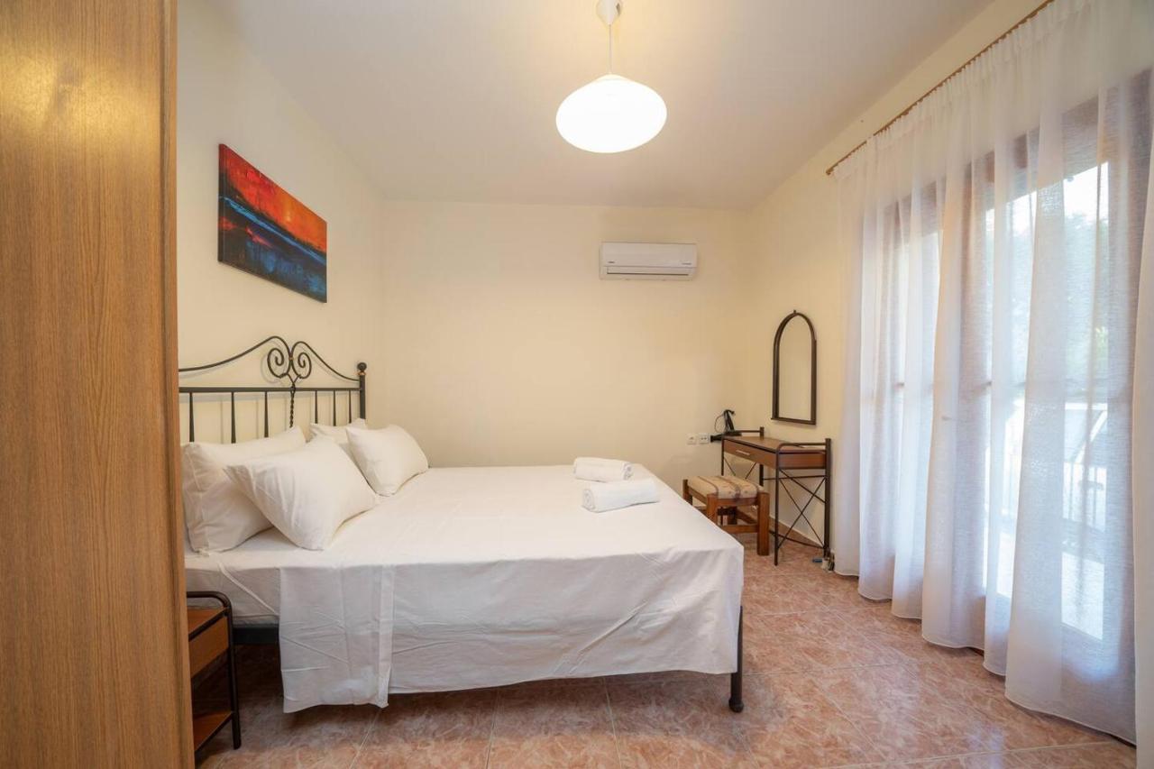 Afroditi Holiday Home - Blue Apartment 斯沃伦塔 外观 照片