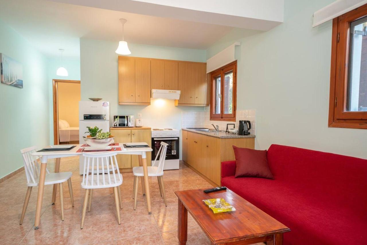 Afroditi Holiday Home - Blue Apartment 斯沃伦塔 外观 照片